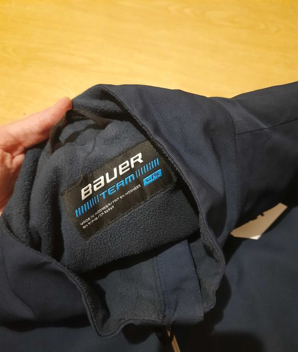 Bauer на хокей, спорт