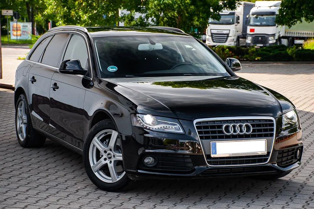 Audi A4 Audi A4 B8 1.8 TFSI • Manual • Navi • Xenon LED • Kombi •