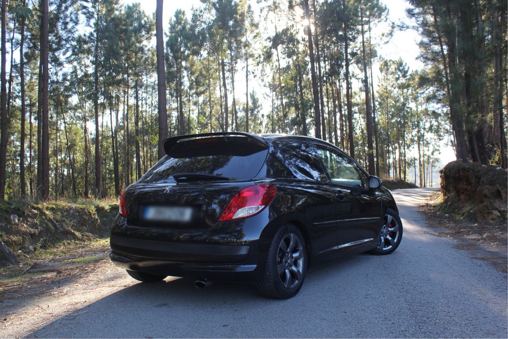 Peugeot 207 comercial