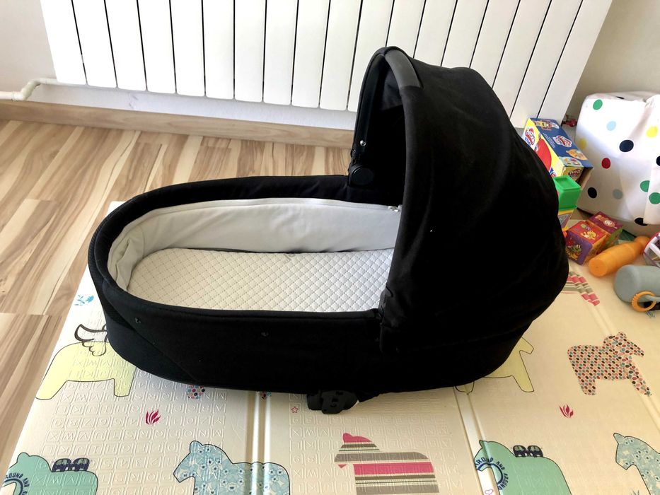 Gondola Cybex Balios S Lux moon black