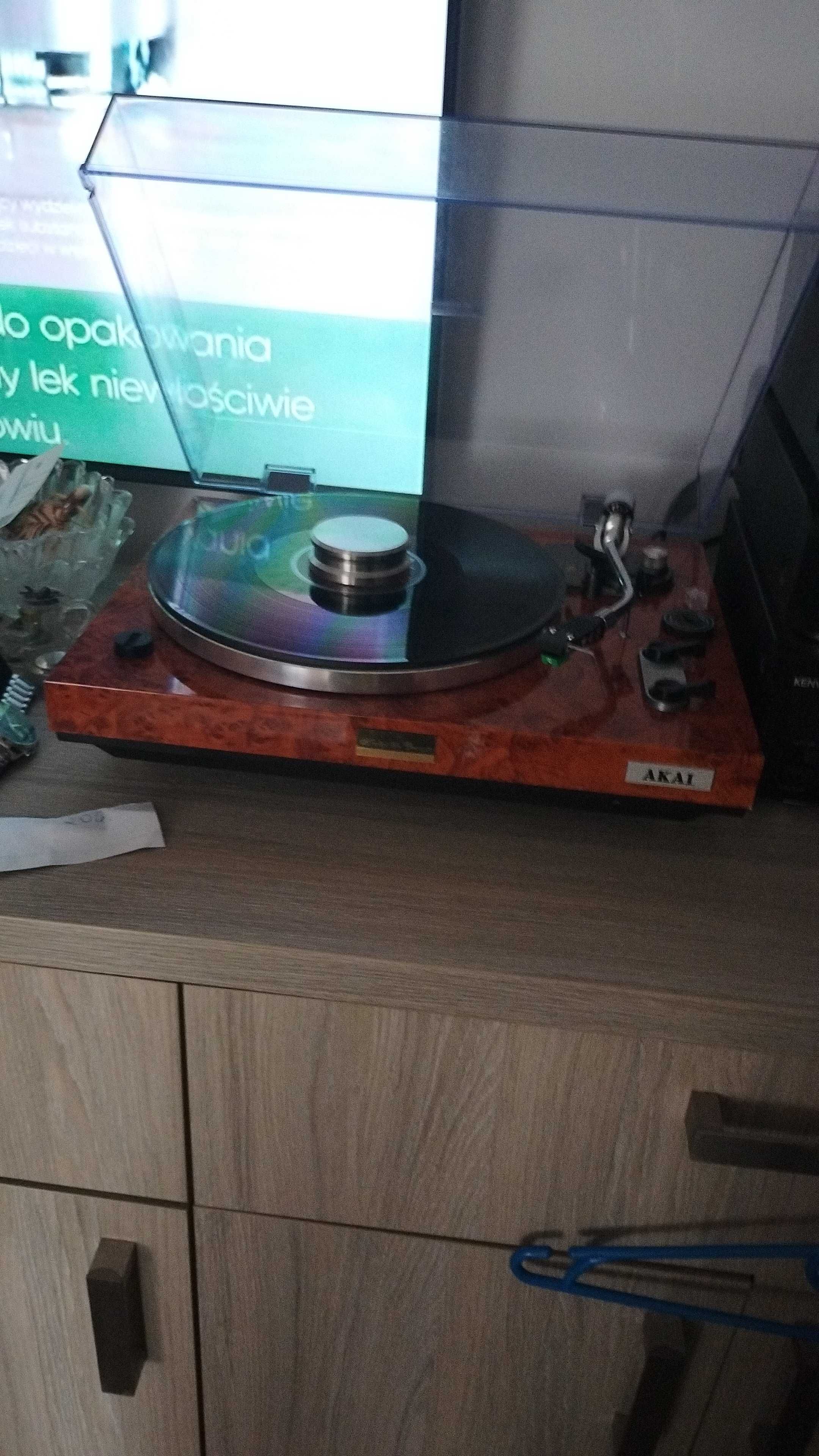 Gramofon Akai ??¥£