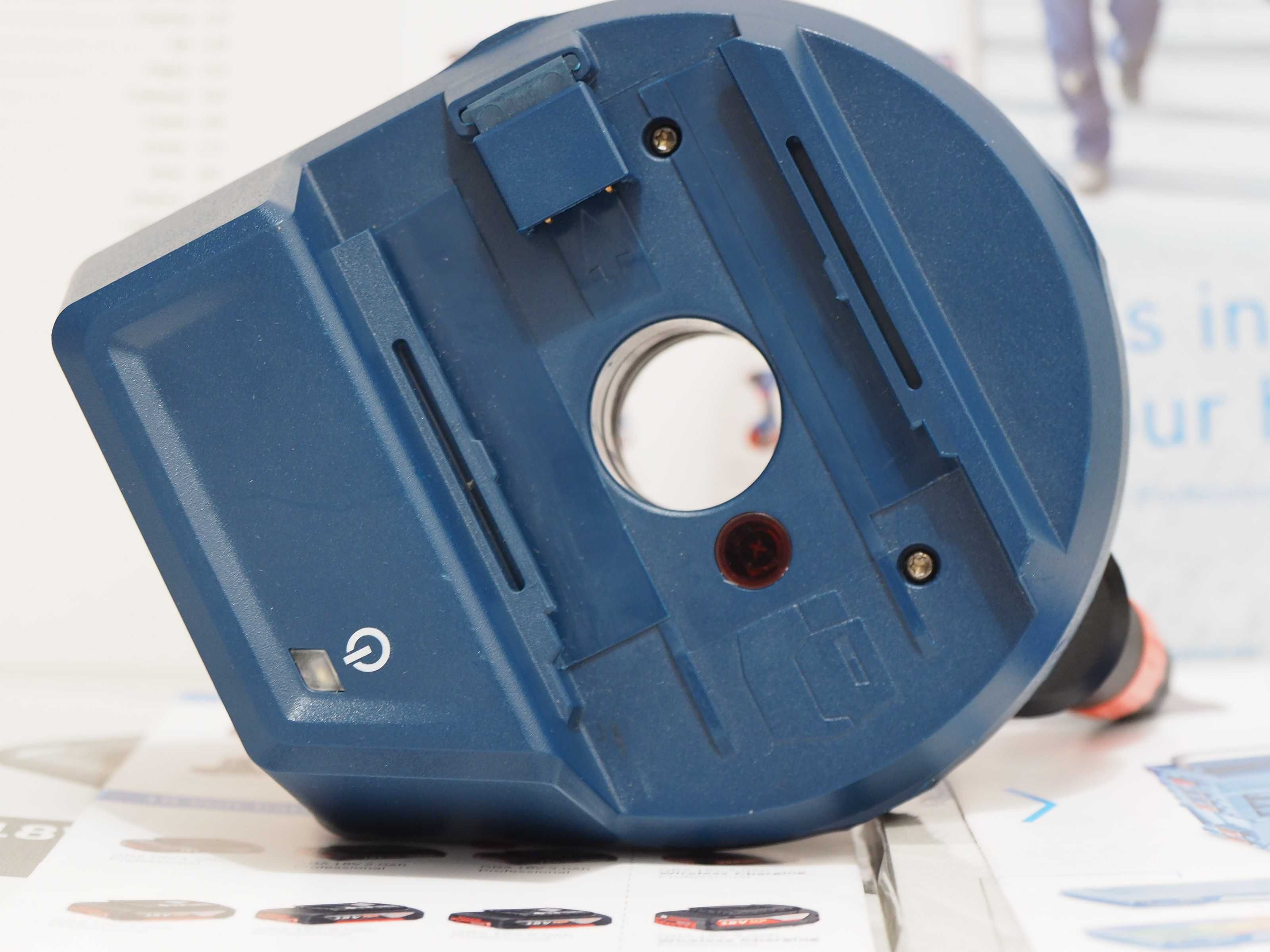 BOSCH RM 3 statyw stojak obrotowy śilnik do laser GCL 2-50 C,CG