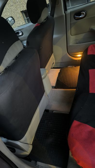 Carro Megane 2004 Gasóleo Diesel