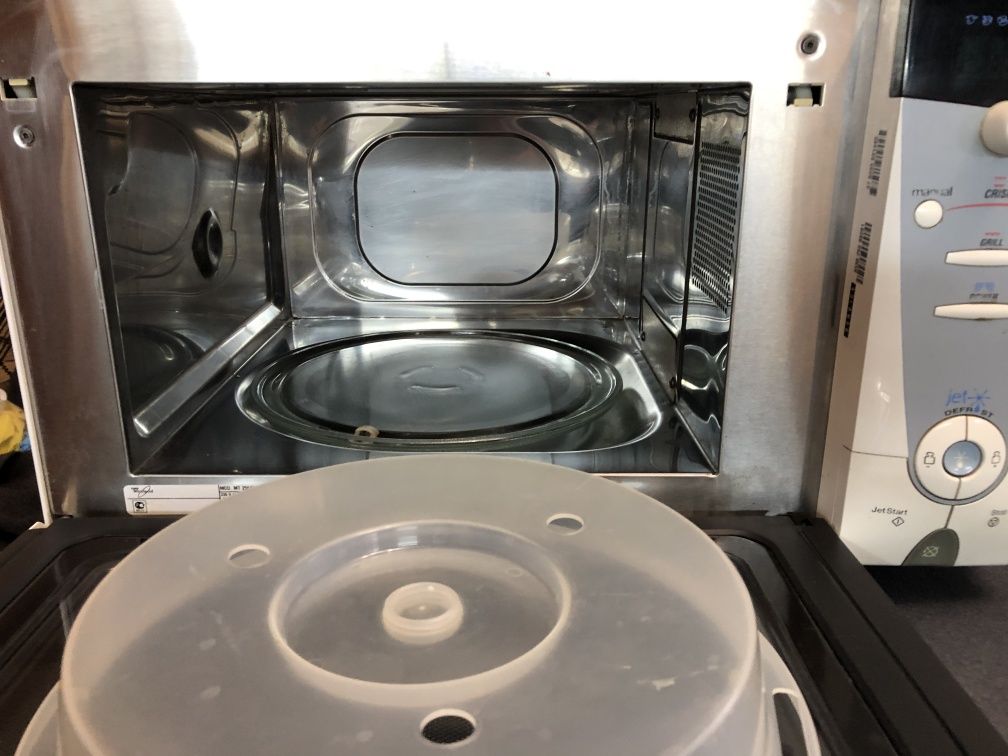 Микроволновая печь  Whirlpool