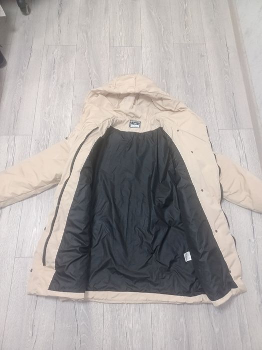 Жіноча зимова куртка...