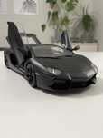 Model Lamborghini Aventador Coupe 1/18 Welly Black jak Bburago Maisto