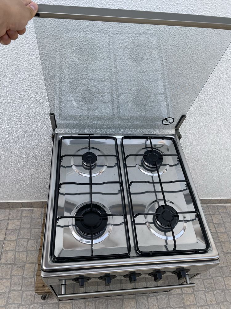 Forno com fogão Meireles