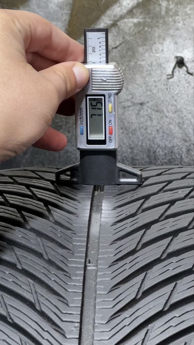 265/40 R19 Michelin Pilot Alpin5 | Зима | 4шт | 2024 | 102V XL | BMW |