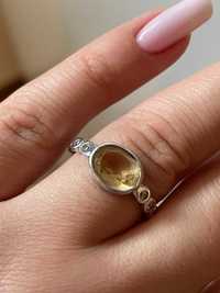Серебряное кольцо с натуральным цитрином Размер 17.5