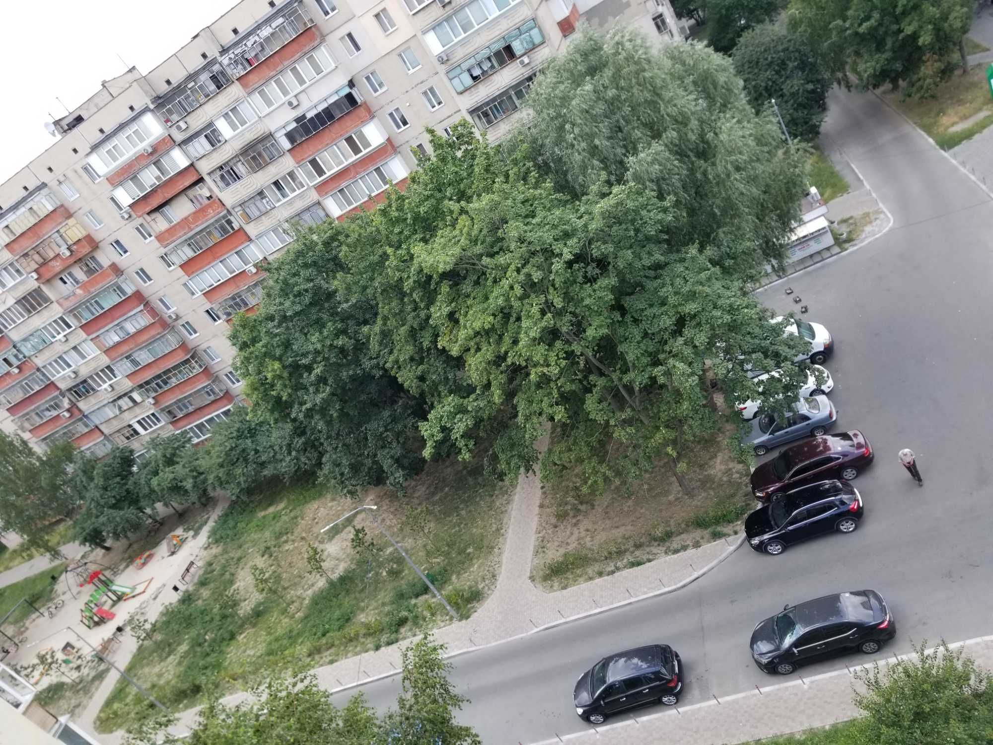 Своя, Бровары, 1к, рядом с ТРЦ Терминал