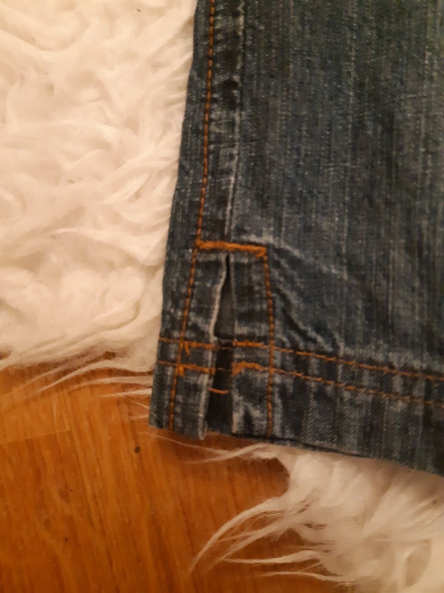 Jeansowa spódnica mini z cyrkoniami