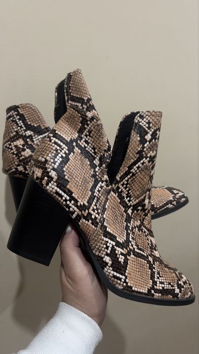 Чоботи демісезон 40 р 26 см