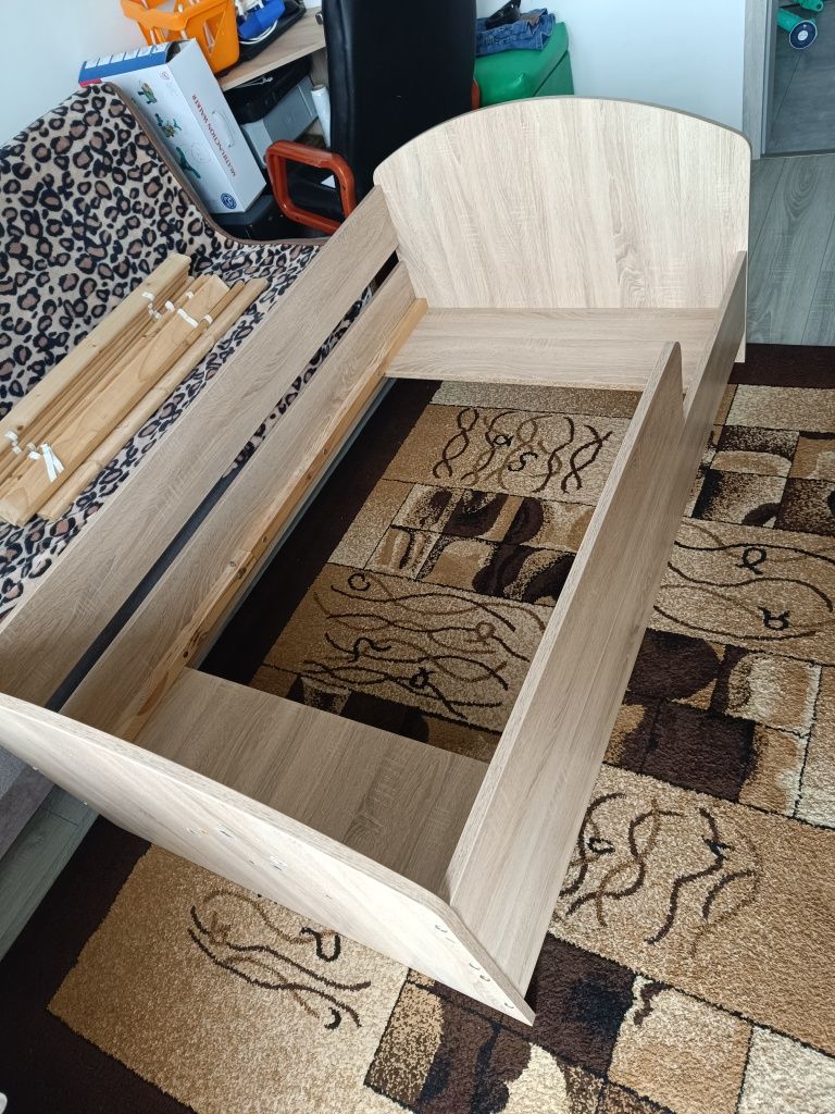 Łóżko dziecięce 160x90
