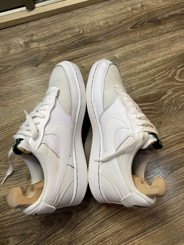 Кросівки Nike Court Vision 41р. 26,5см