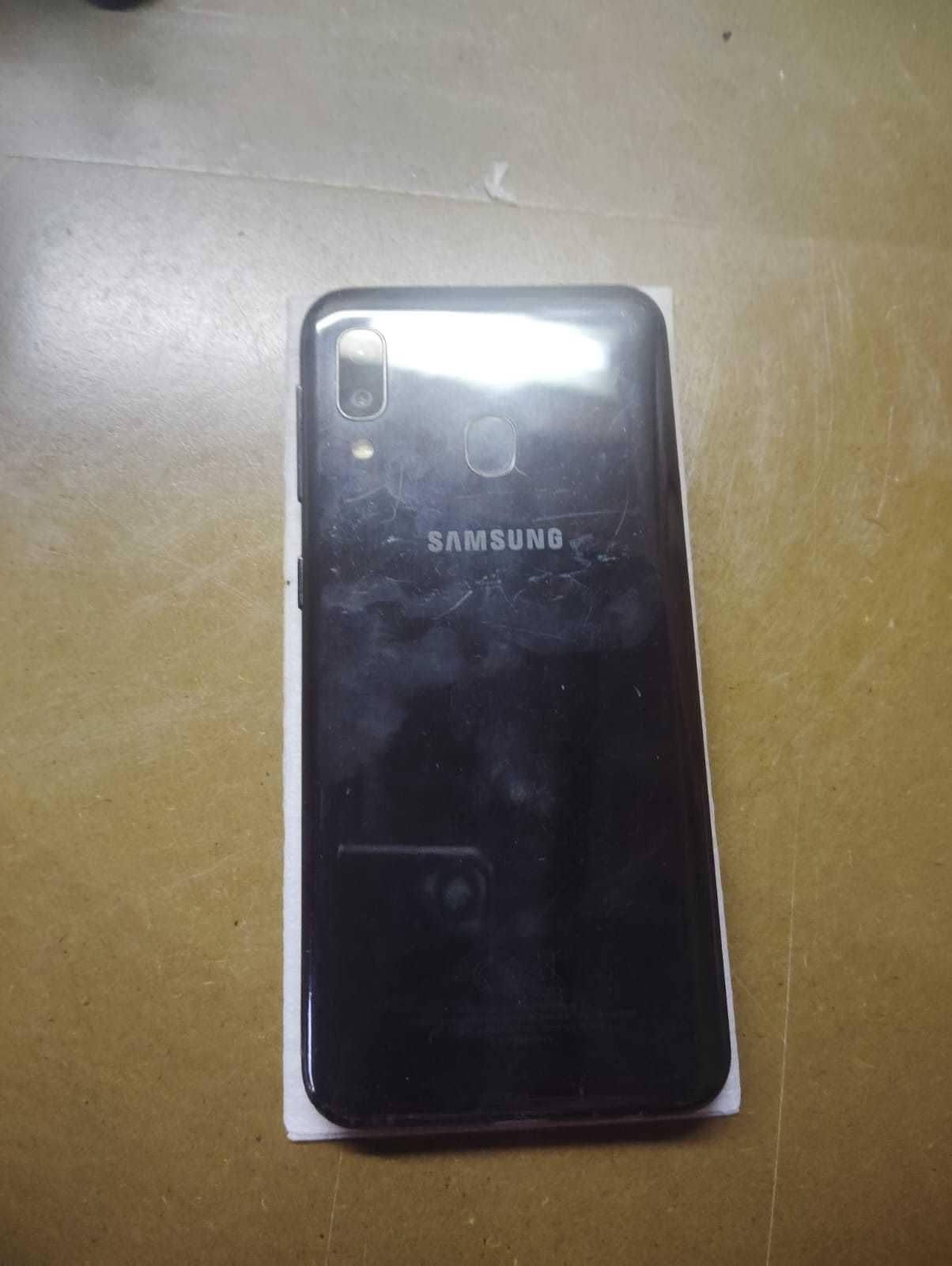 Telemóvel Samsung A20e | Recondicionado