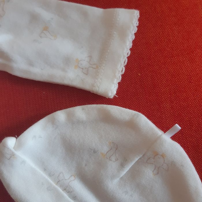 Babygrow com gorro recém nascido