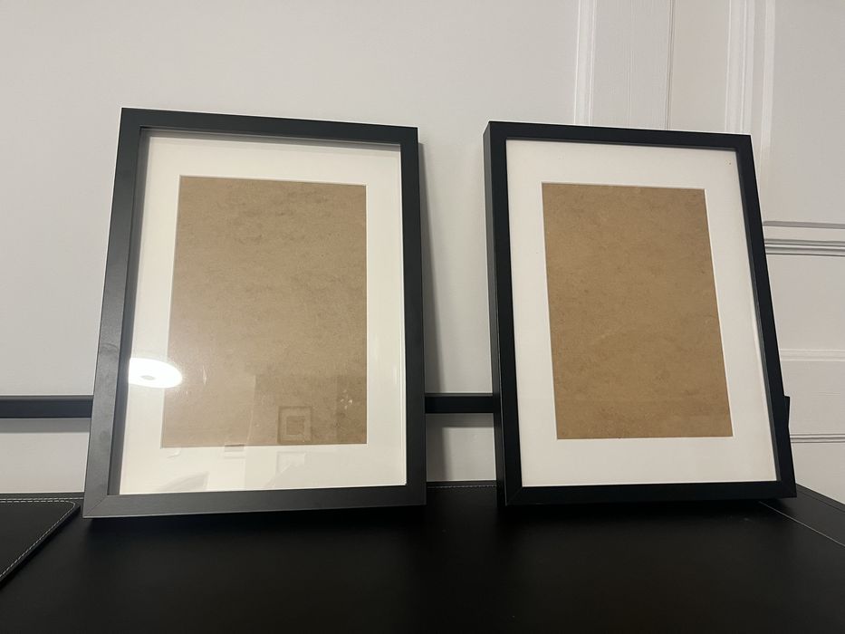 Dwie ramki na zdjęcia Ikea