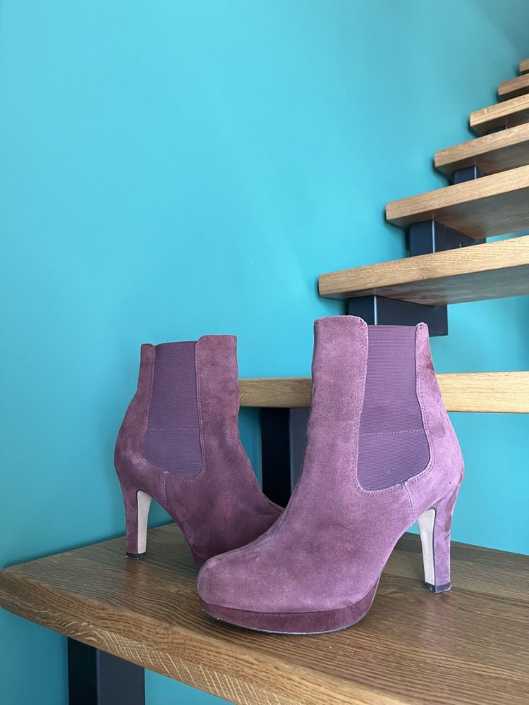 Botki na obcasie kozaki Clarks