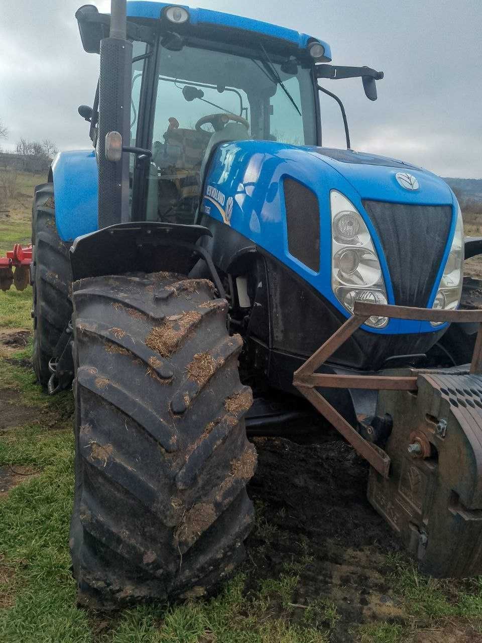 Трактор New Holland Т7060