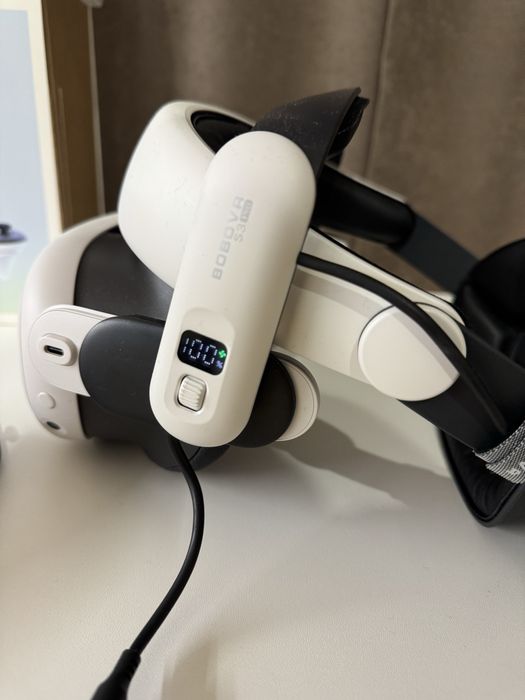 Meta Quest 3 (512GB) у стані нового + преміум-тримач BOBOVR S3 Pro