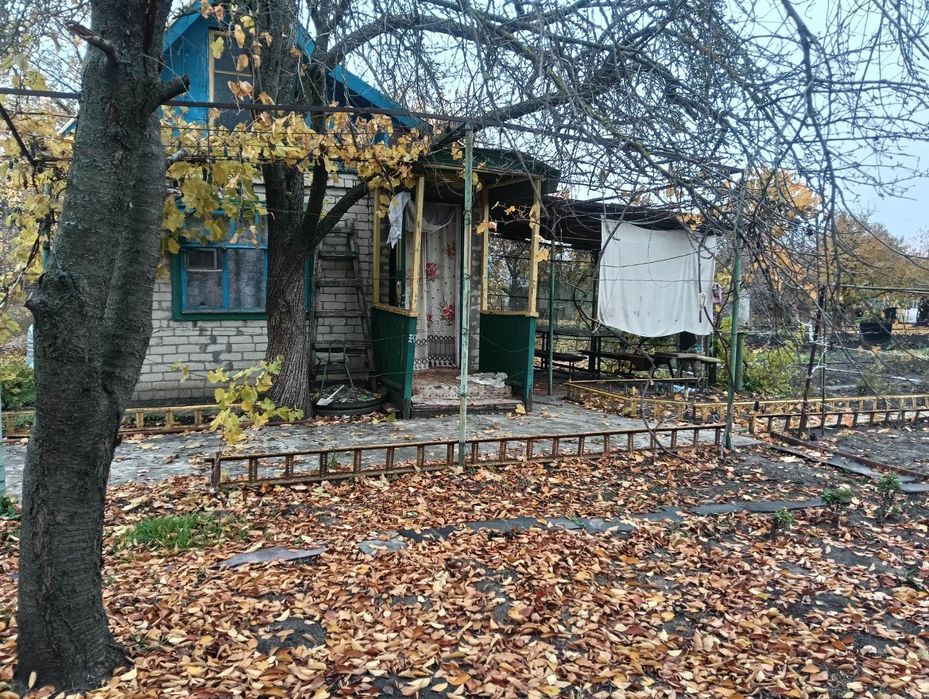 Продам дачний будиночок