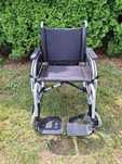 Wózek inwalidzki aluminiowy B+B szerokość siedziska 52 cm