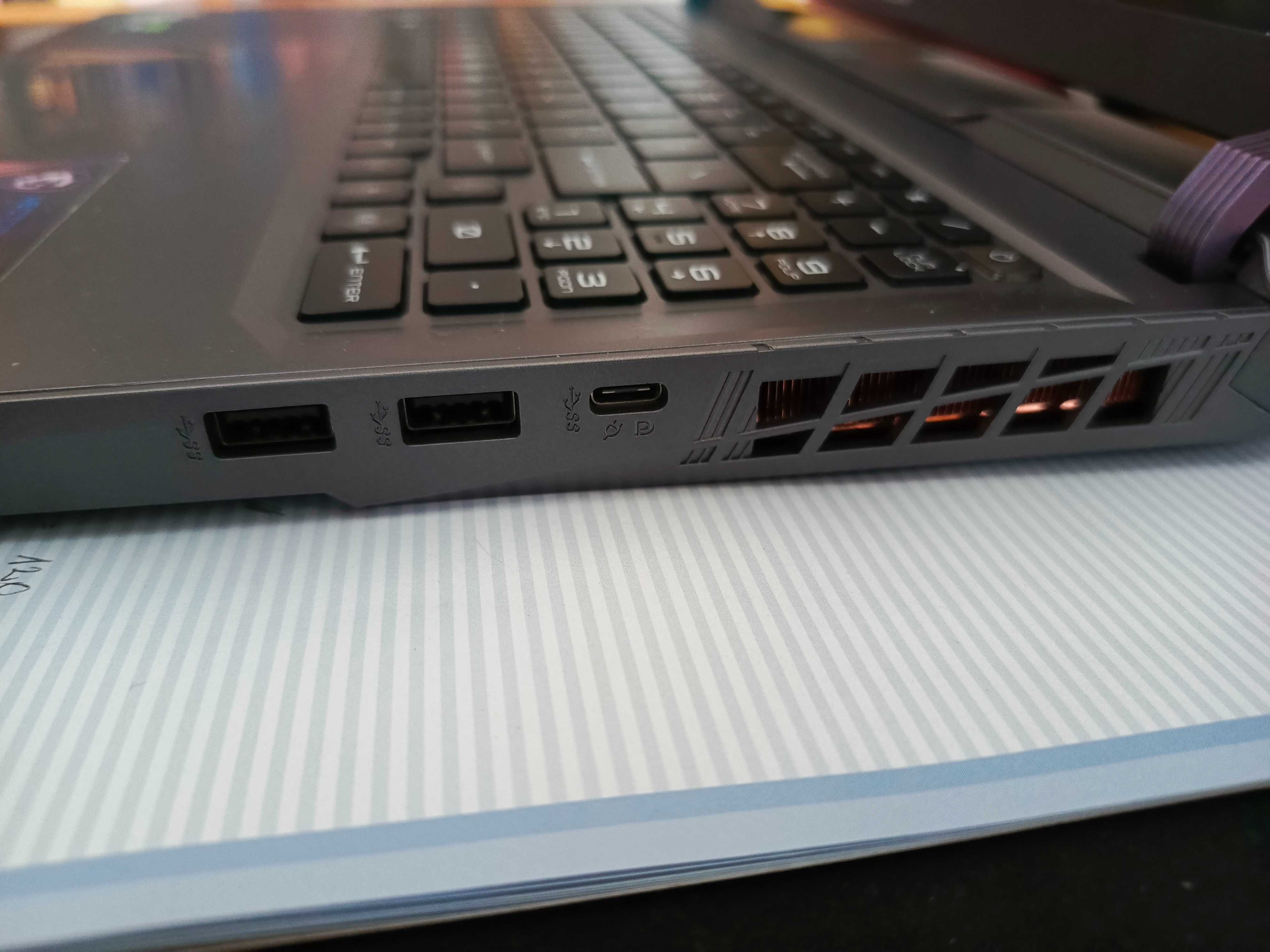 Laptop gamingowy MSI Vector 16HX