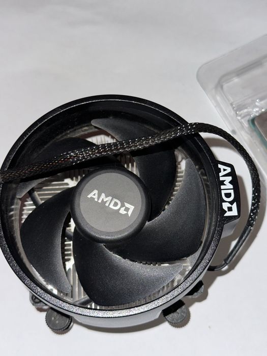 Процесор AMD Ryzen 5 2600 + орігінальна башня