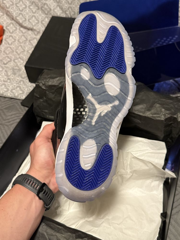 Jordan 11 space jam rozmiar 45