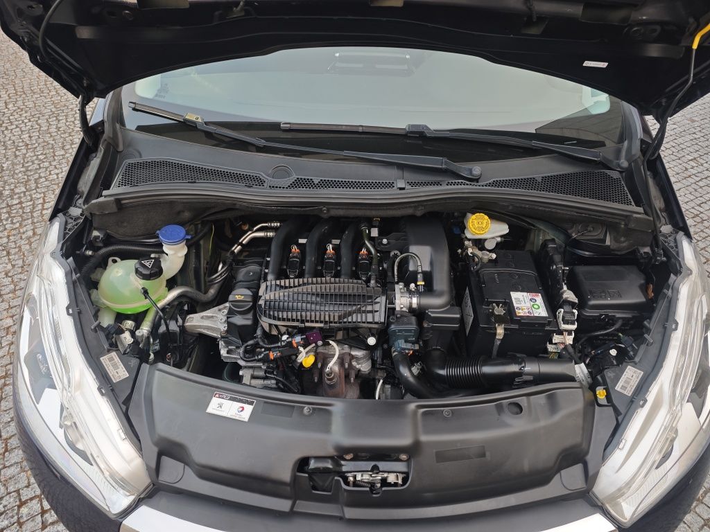 PEUGEOT 208 1.2 85cv Affaire Premium