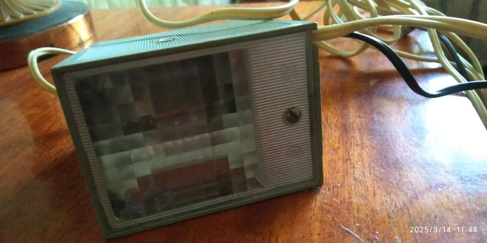 Фотовспышка для фотоаппарата