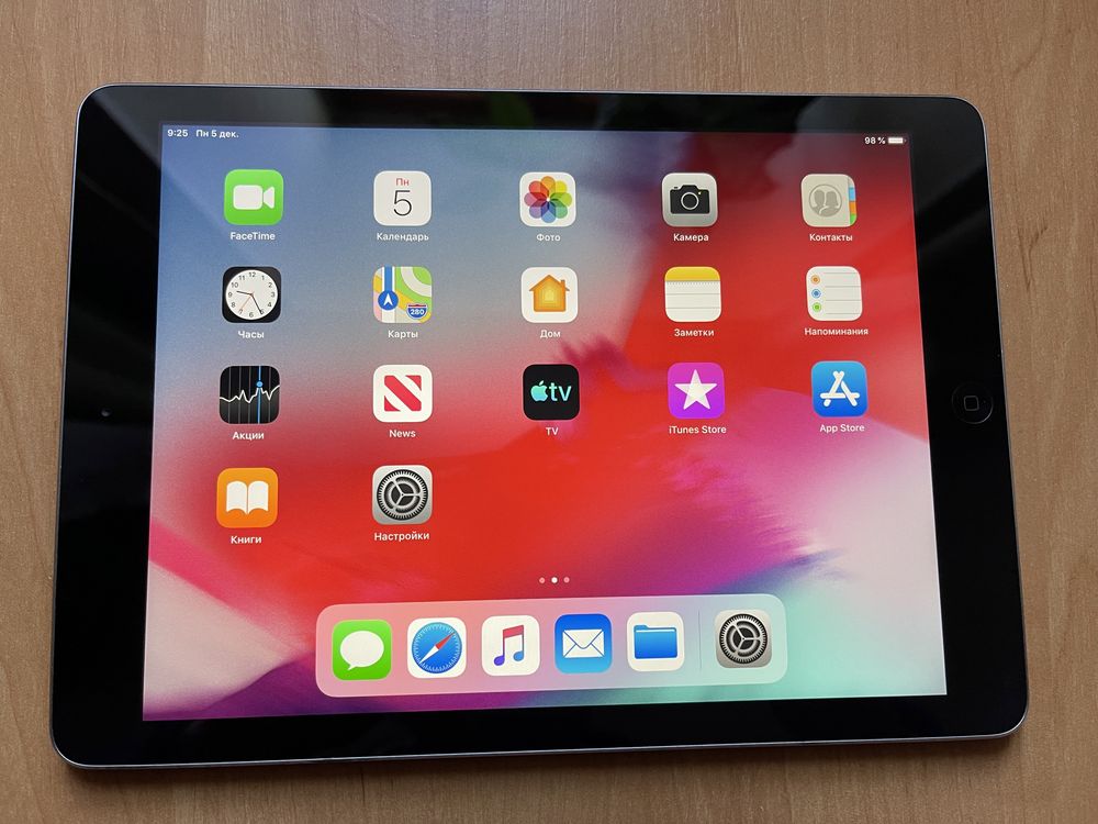 Apple iPad Air 16Gb Black идеальное состояние