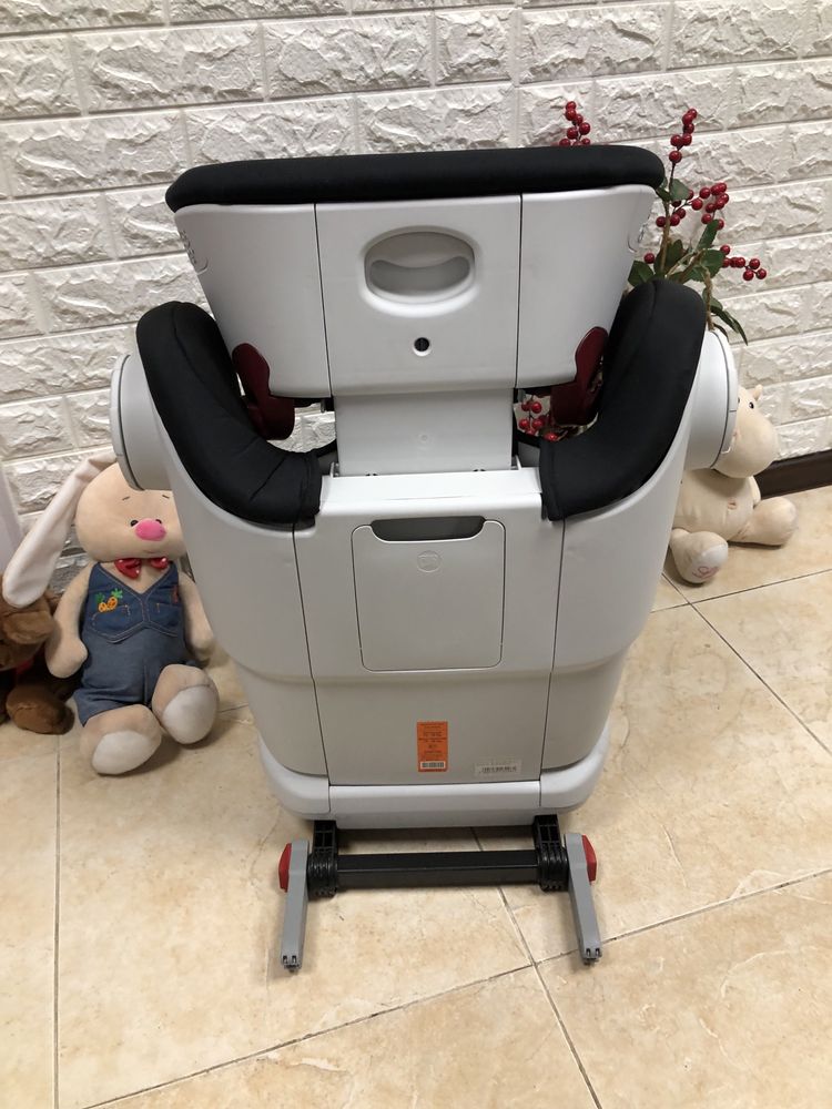 Автокрісло BRITAX ROMER KIDFIX 2 XP SICT Група 2/3 (15-36кг) бустер