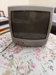 tv para sucata mas funciona normalmente