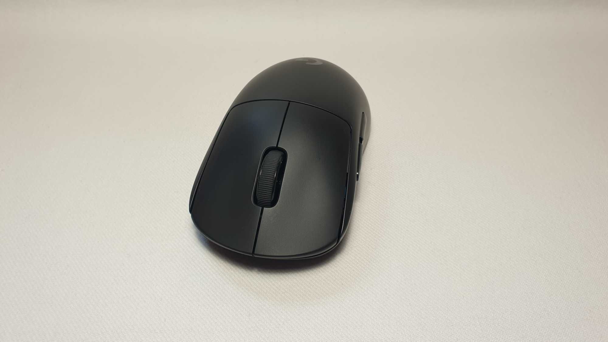 Mysz bezprzewodowa Logitech G Pro stan BDB.
