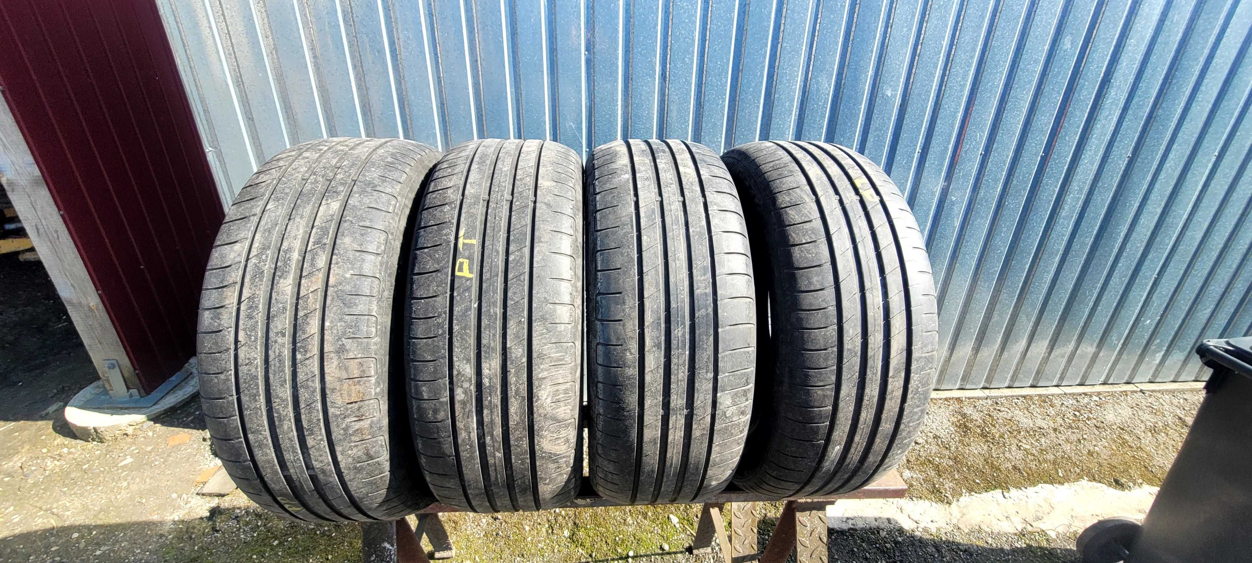 Drzwi skoda octavia kombi 2, oryginał, opony 16 letnie 205/55 r16
