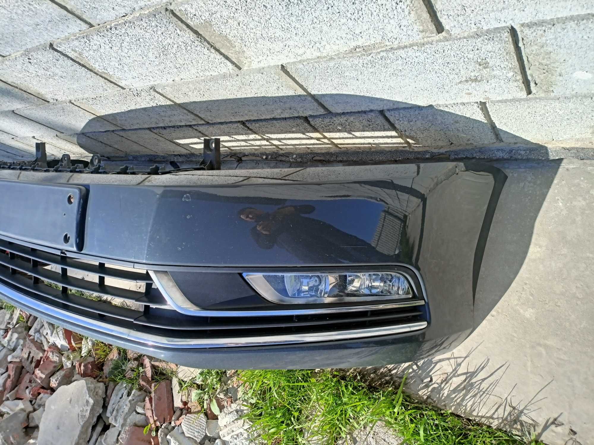 Бампер передній Volkswagen Passat B7 Пассат Б7 Європа В зборі