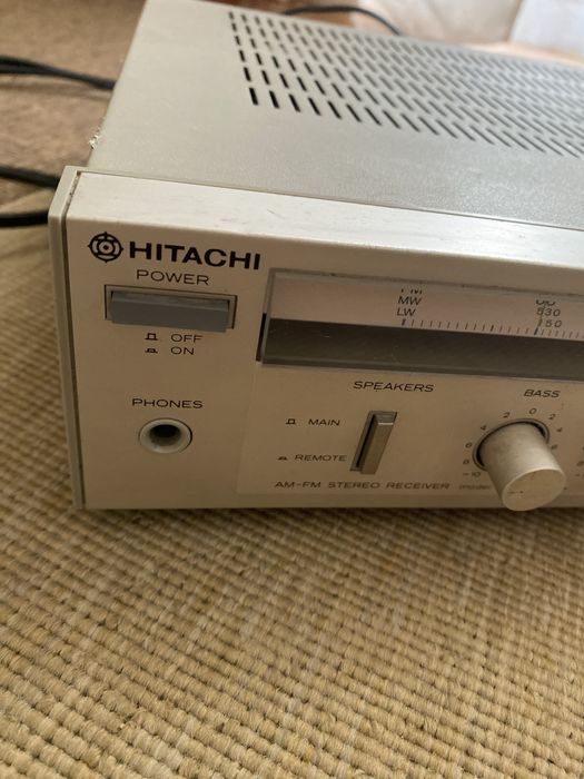 Hitachi AM-FM Stereo Receiver SR-2000L – Vintage Hi-Fi