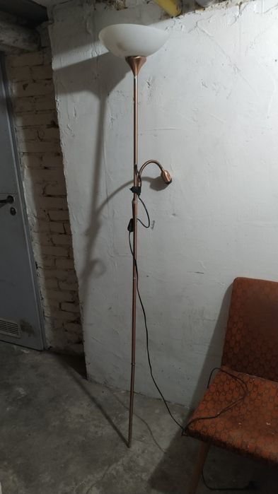 Lampa stojąca na 2 żarówki