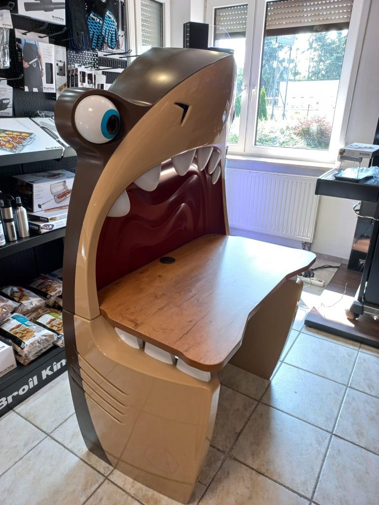 Fantastyczne biurko dla dziecka Rekin Pirate CILEK podświetlane zęby