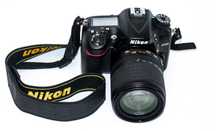 Nikon D7200 + 18-105mm VR 24.2Mpix 25TYŚ