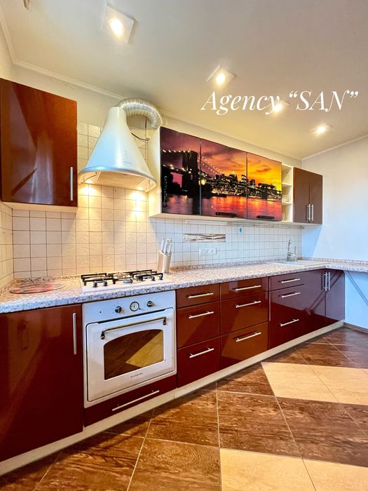 Здаю в оренду квартиру в Центрі вул. Новомістенська