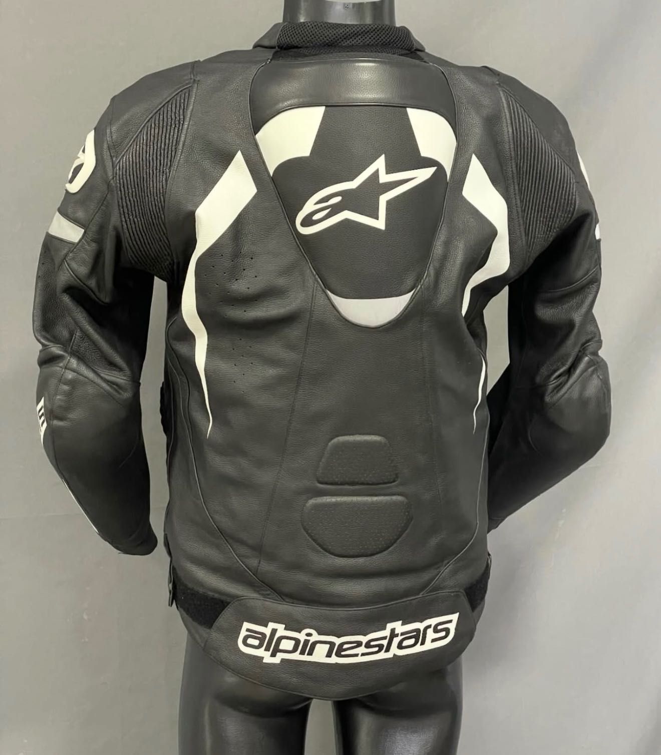 Мотокостюм alpinestars