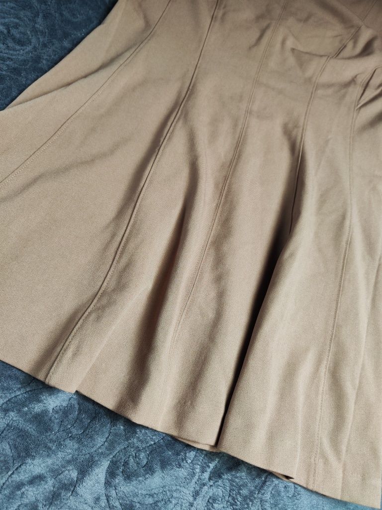 Sukienka H&M hm camel Basic szafa kapsułowa brązowa beżowa M do pracy