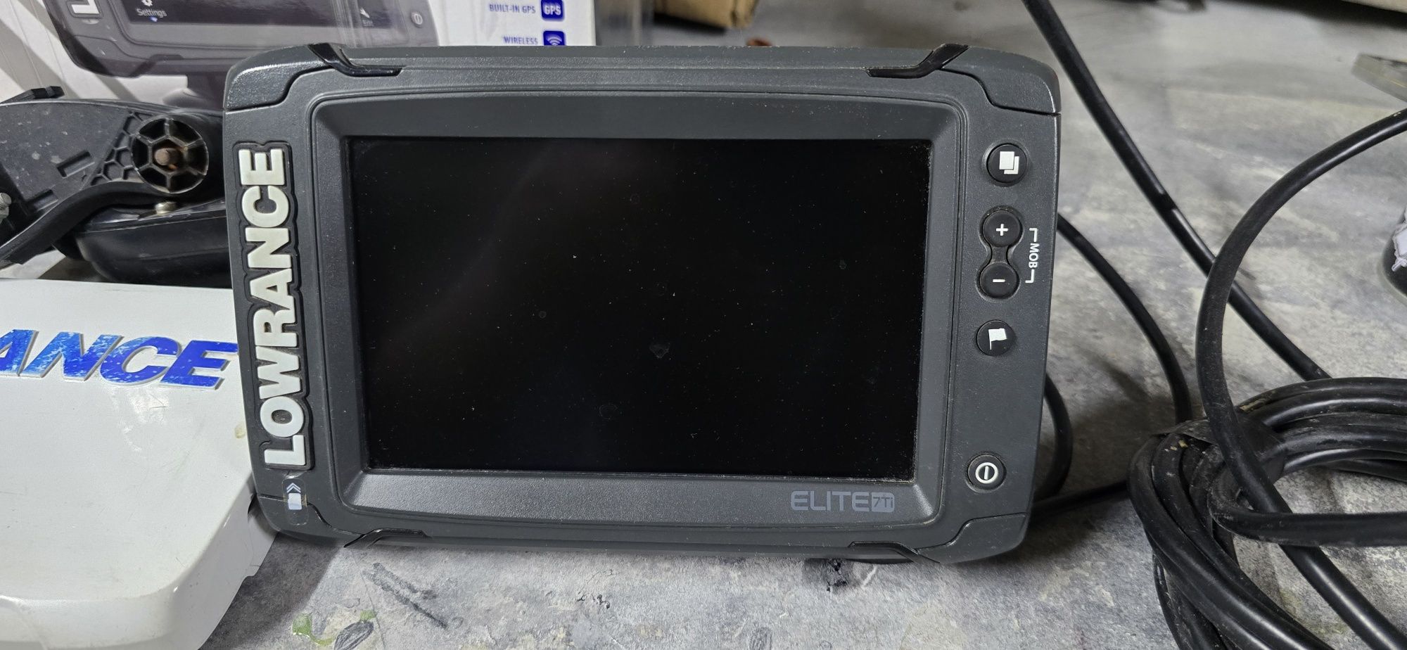 Продам ехолот lowrance elite 7ti