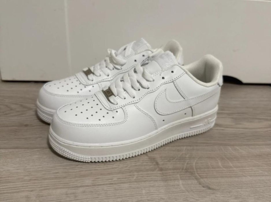 obuwie NIKE AIR FORCE 1 biale nowe buty forcy damskie