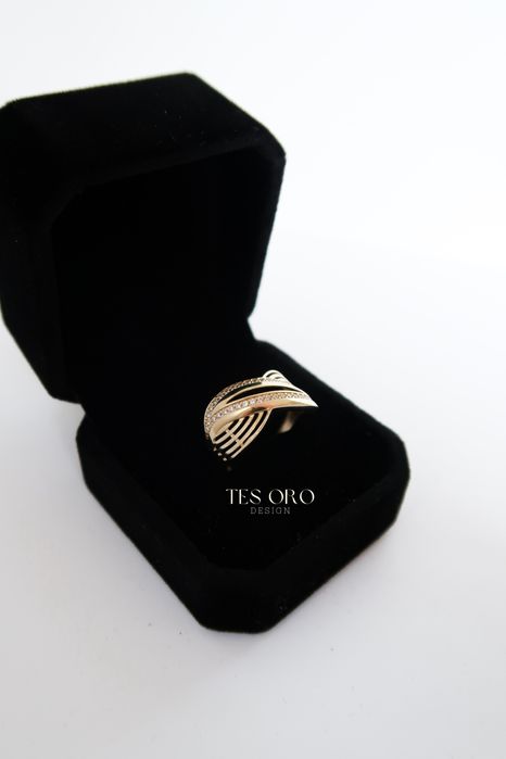 Złoty Pierścionek z Cyrkoniami | 19 | Próba Złota 585