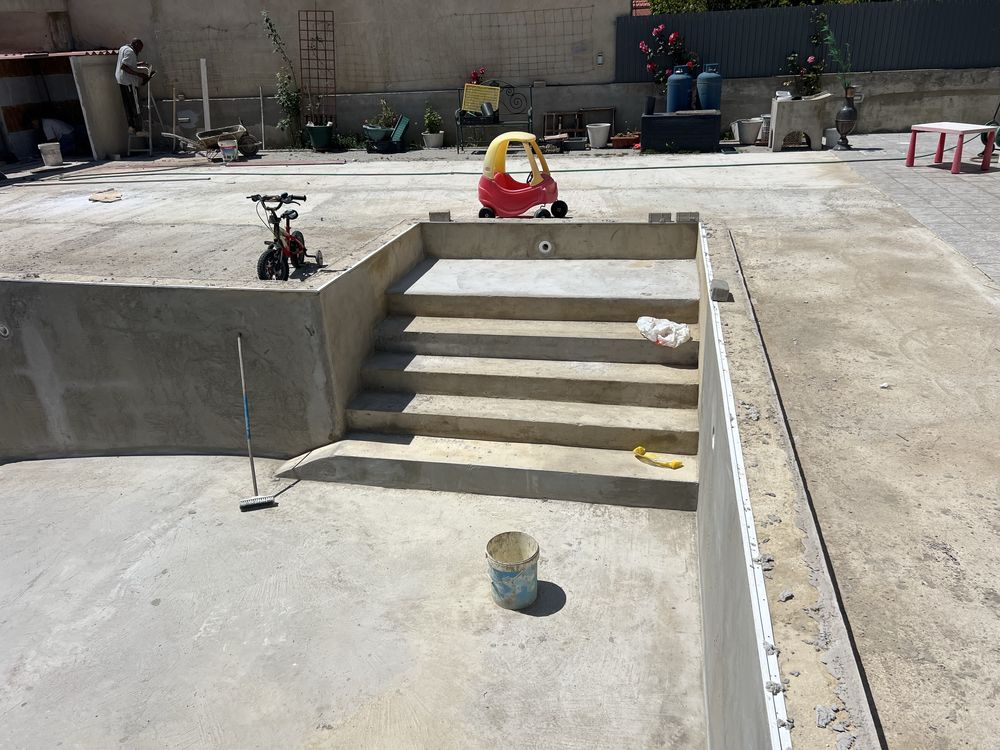 Construçao de piscinas em bloco estrutural