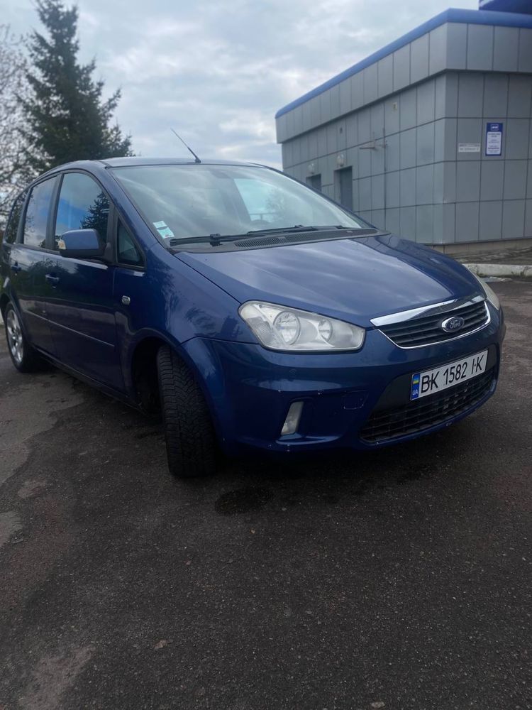 Ford c-max titanium