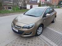 Opel Astra Rok 2013 Możliwość pozostawienia auta swojego w rozliczeniu